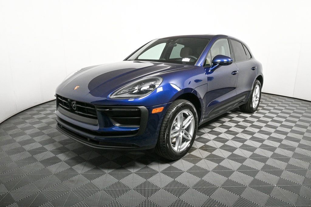 Certified 2026 Porsche Macan image 1