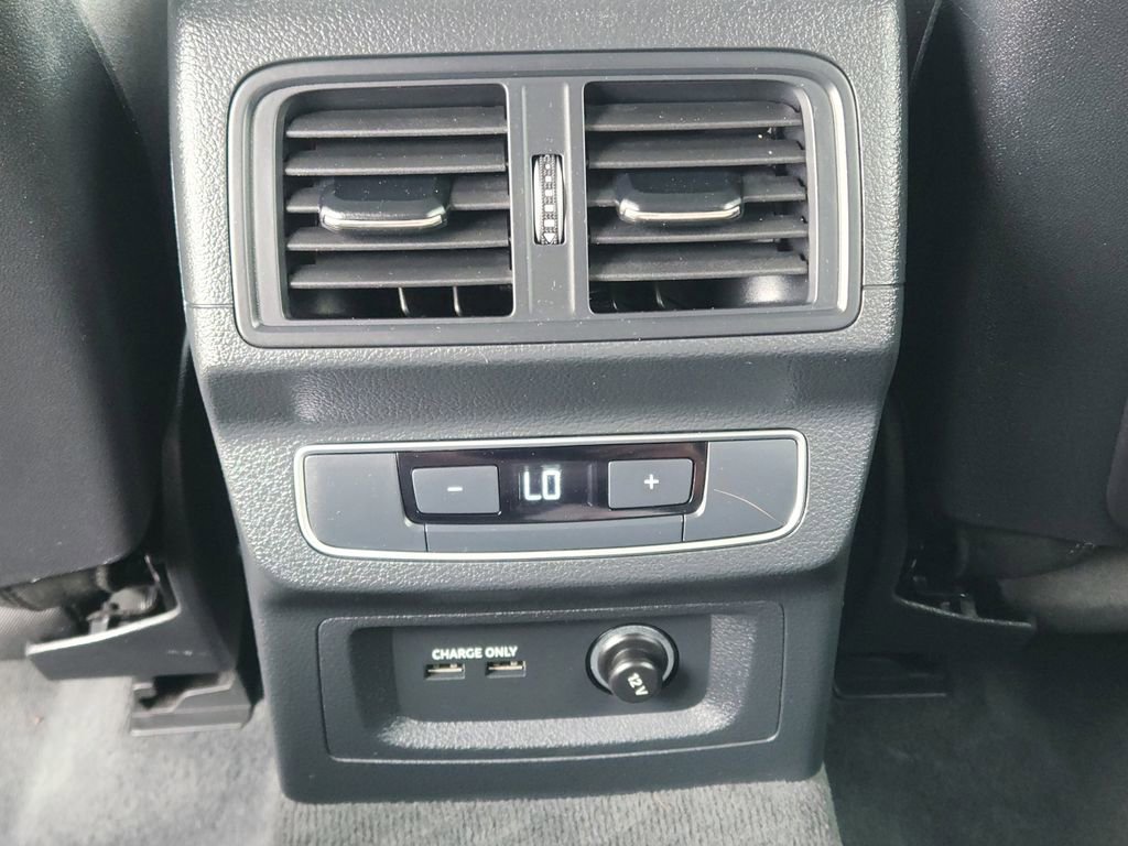 Used 2023 Audi Q5 2.0T Premium Plus image 12