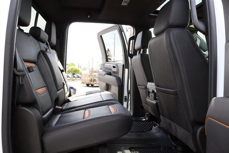 Used 2025 GMC Sierra 3500 AT4 AWD/4WD image 29