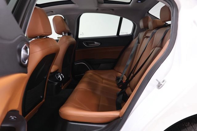 Used 2019 Alfa Romeo Giulia AWD w/ Cold Weather Package image 29