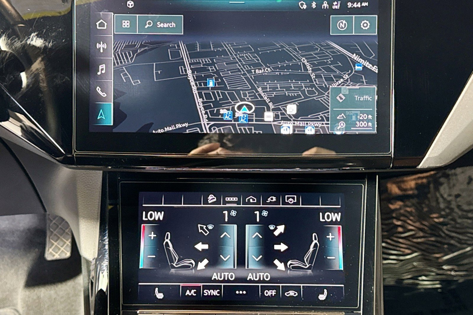 Used 2022 Audi e-tron Premium image 12