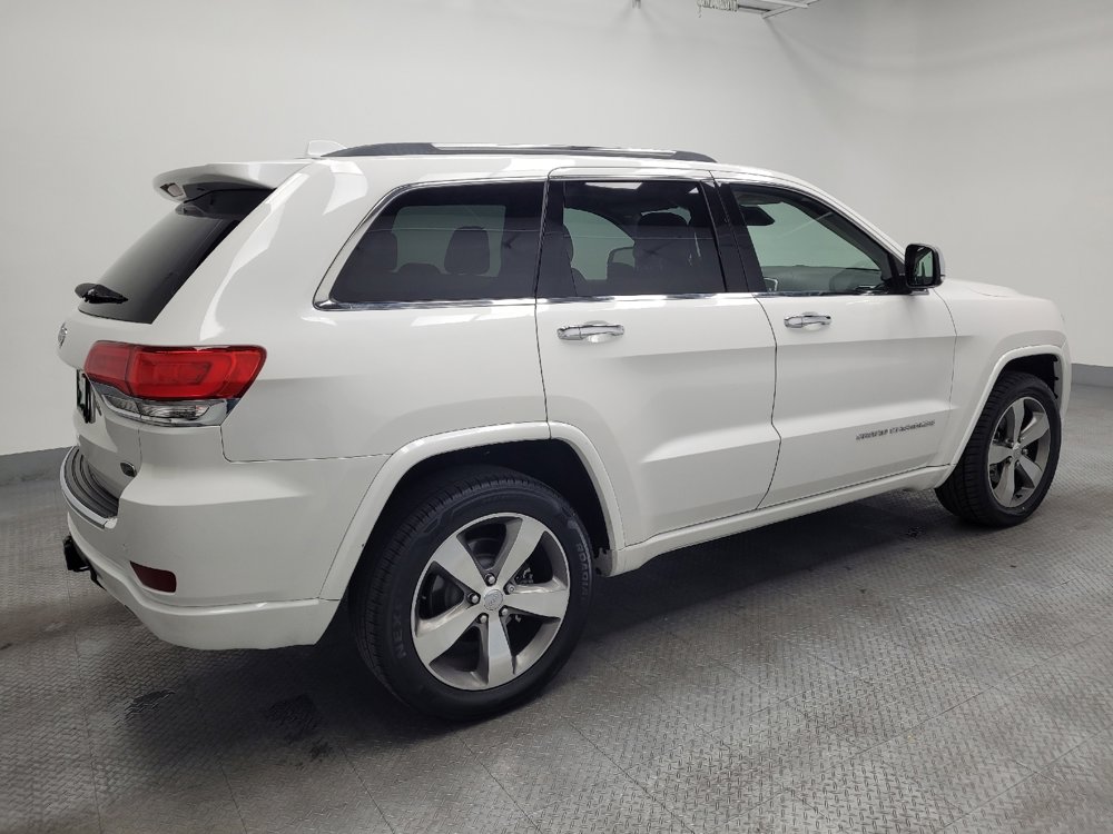Used 2016 Jeep Grand Cherokee Overland w/ Advanced Technology Group AWD/4WD image 10