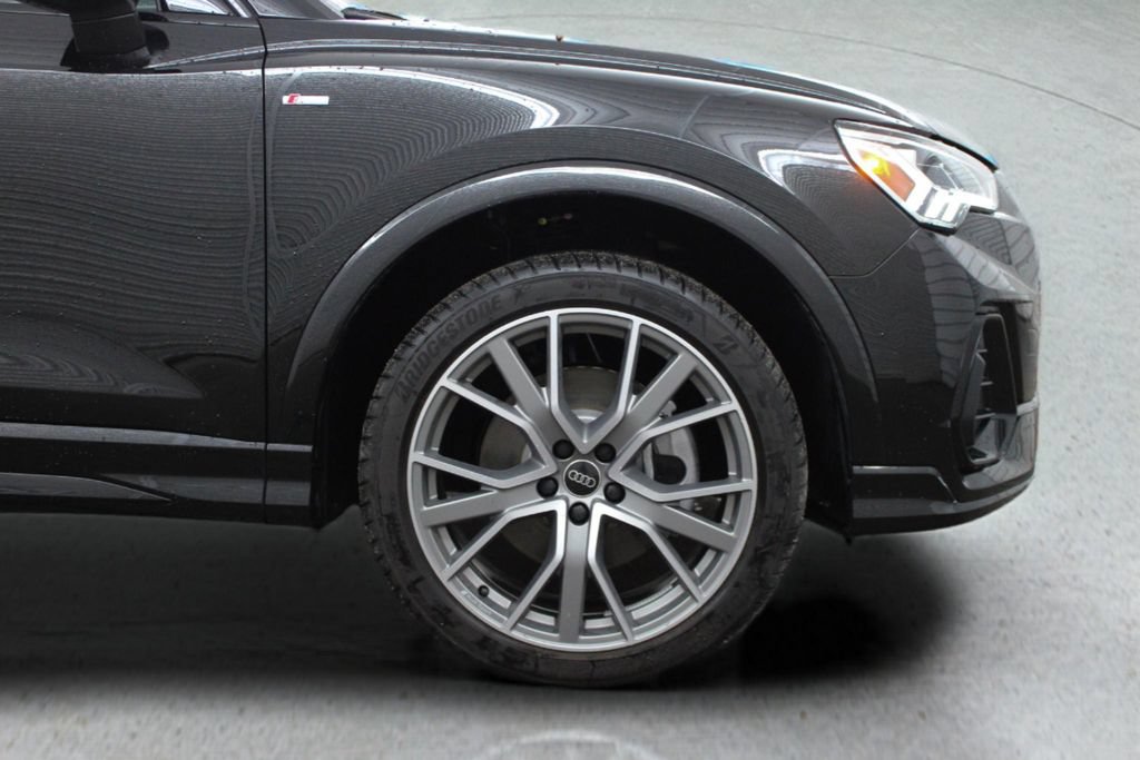 Used 2025 Audi Q3 2.0T Premium Plus AWD/4WD image 14