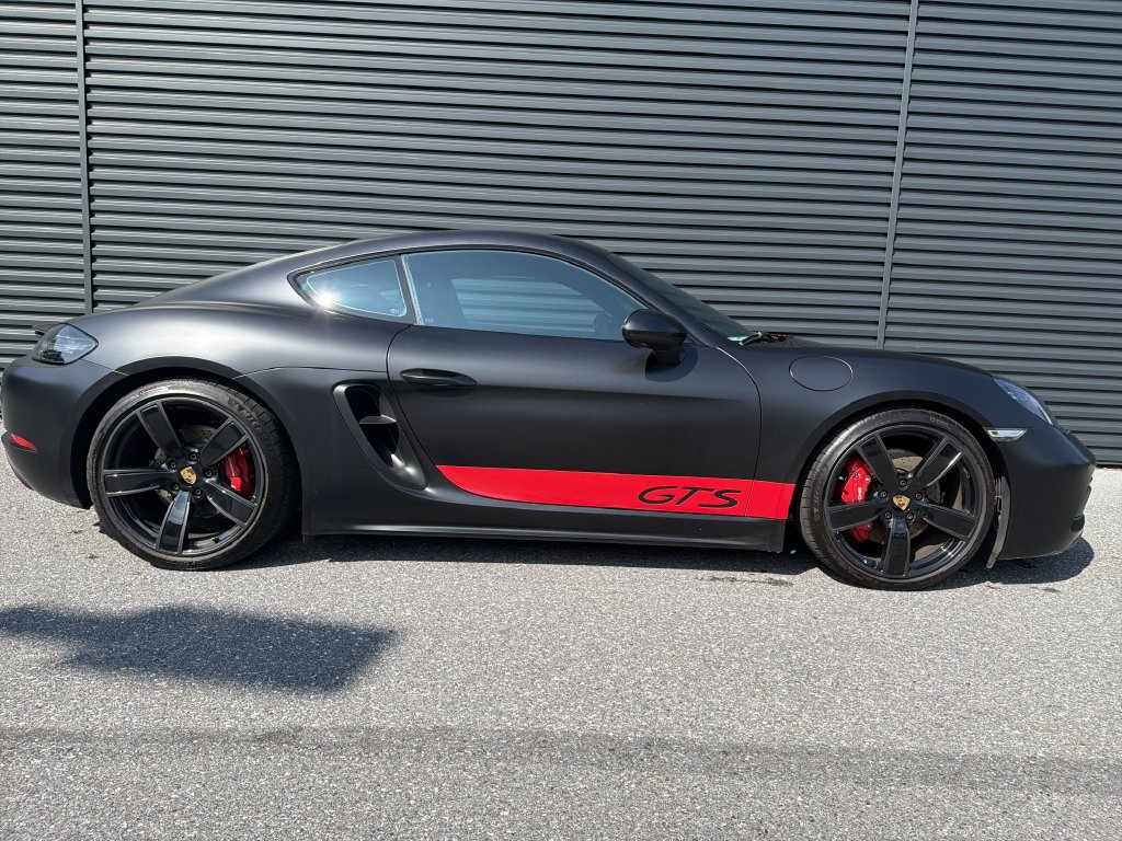 Certified 2025 Porsche 718 Cayman GTS RWD image 6