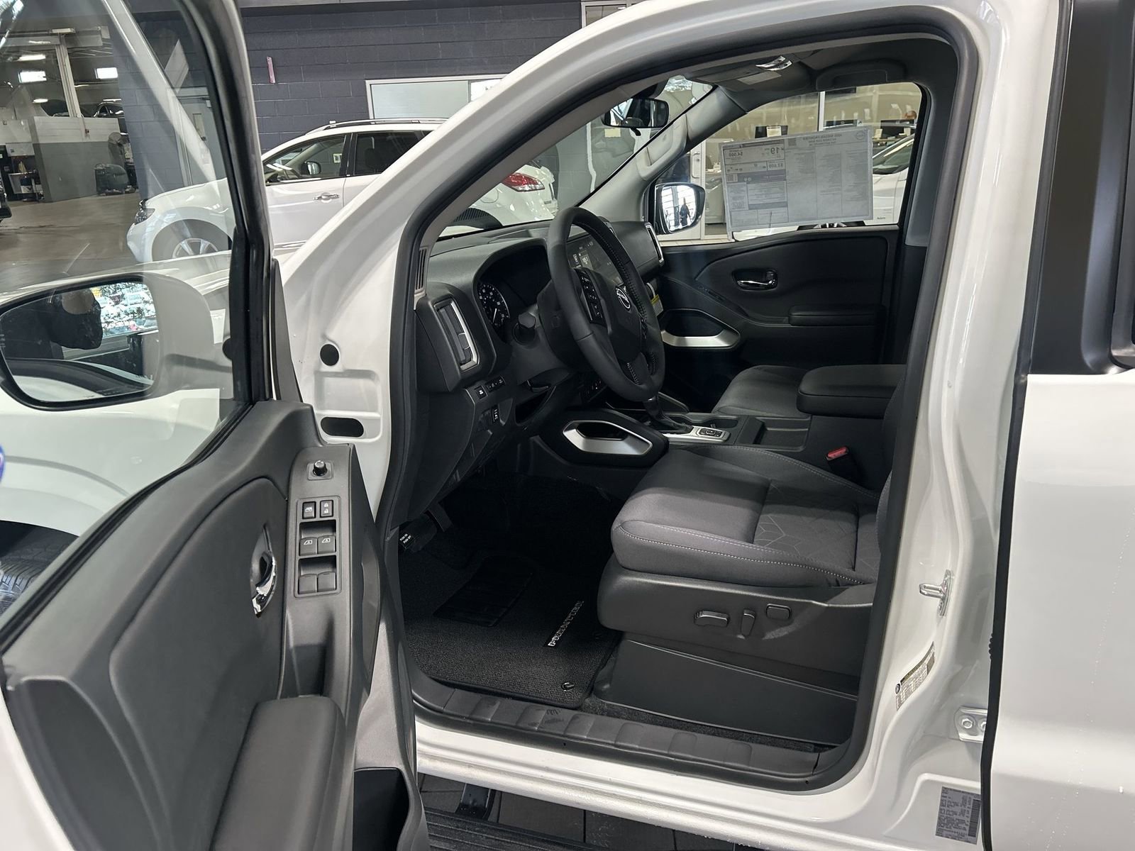 New 2026 Nissan Frontier SV w/ SV Convenience Package image 12