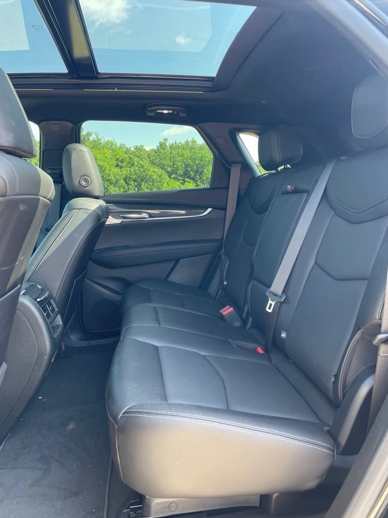 Used 2025 Cadillac XT5 Sportv w/ Technology Package AWD/4WD image 10