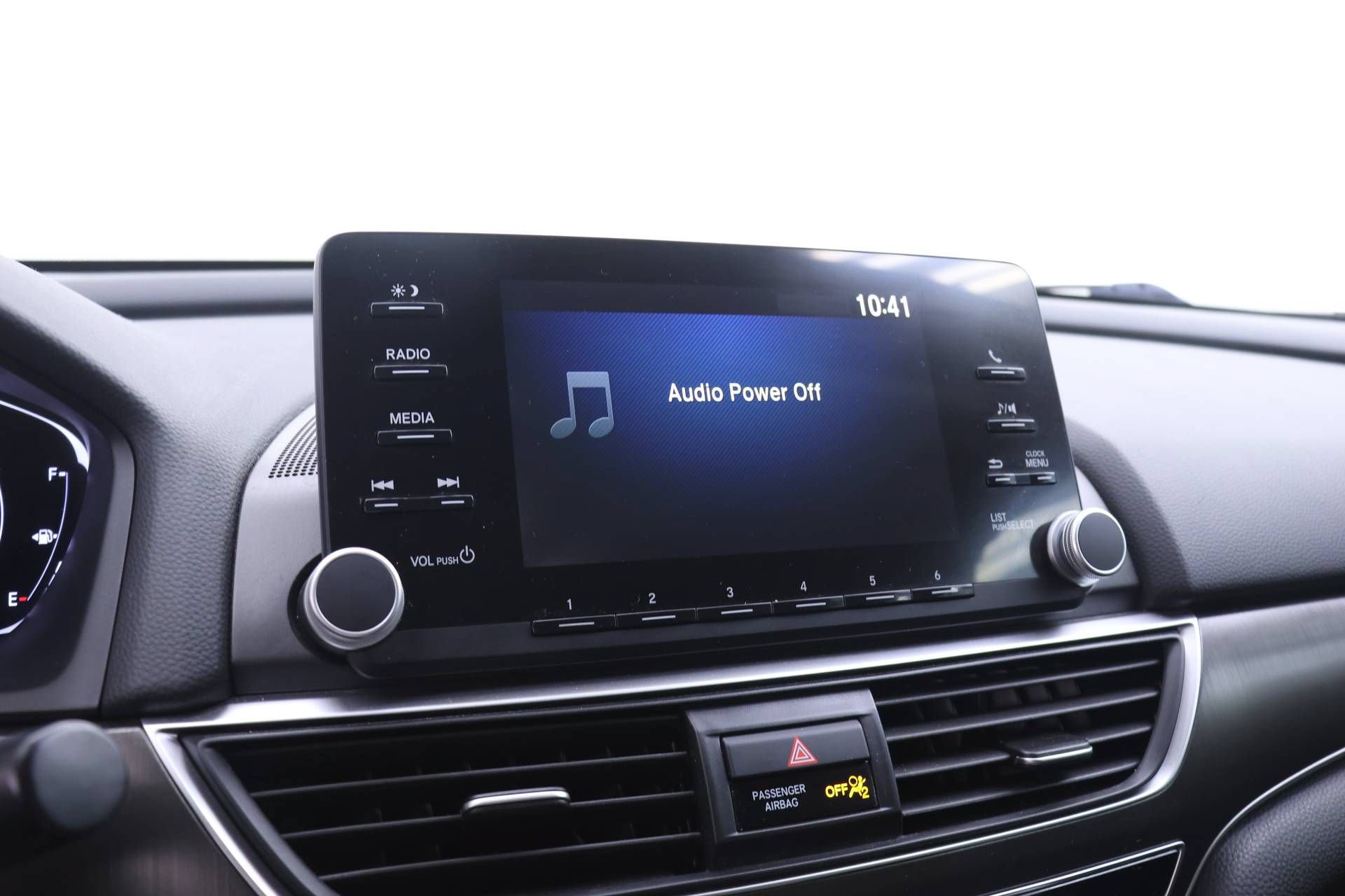 Certified 2019 Honda Accord LX image 8