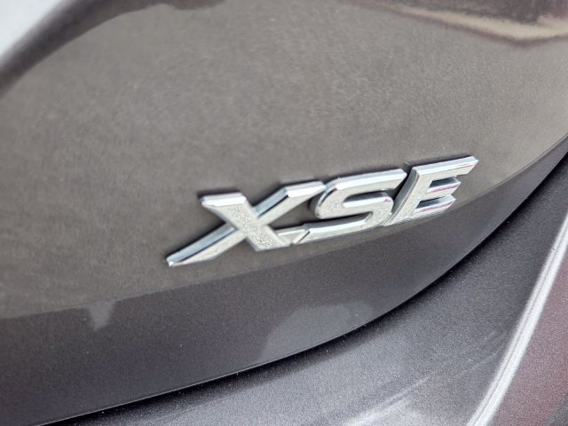 Used 2020 Toyota Camry XSE FWD image 15