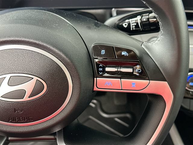 Used 2024 Hyundai Elantra Limited FWD image 25