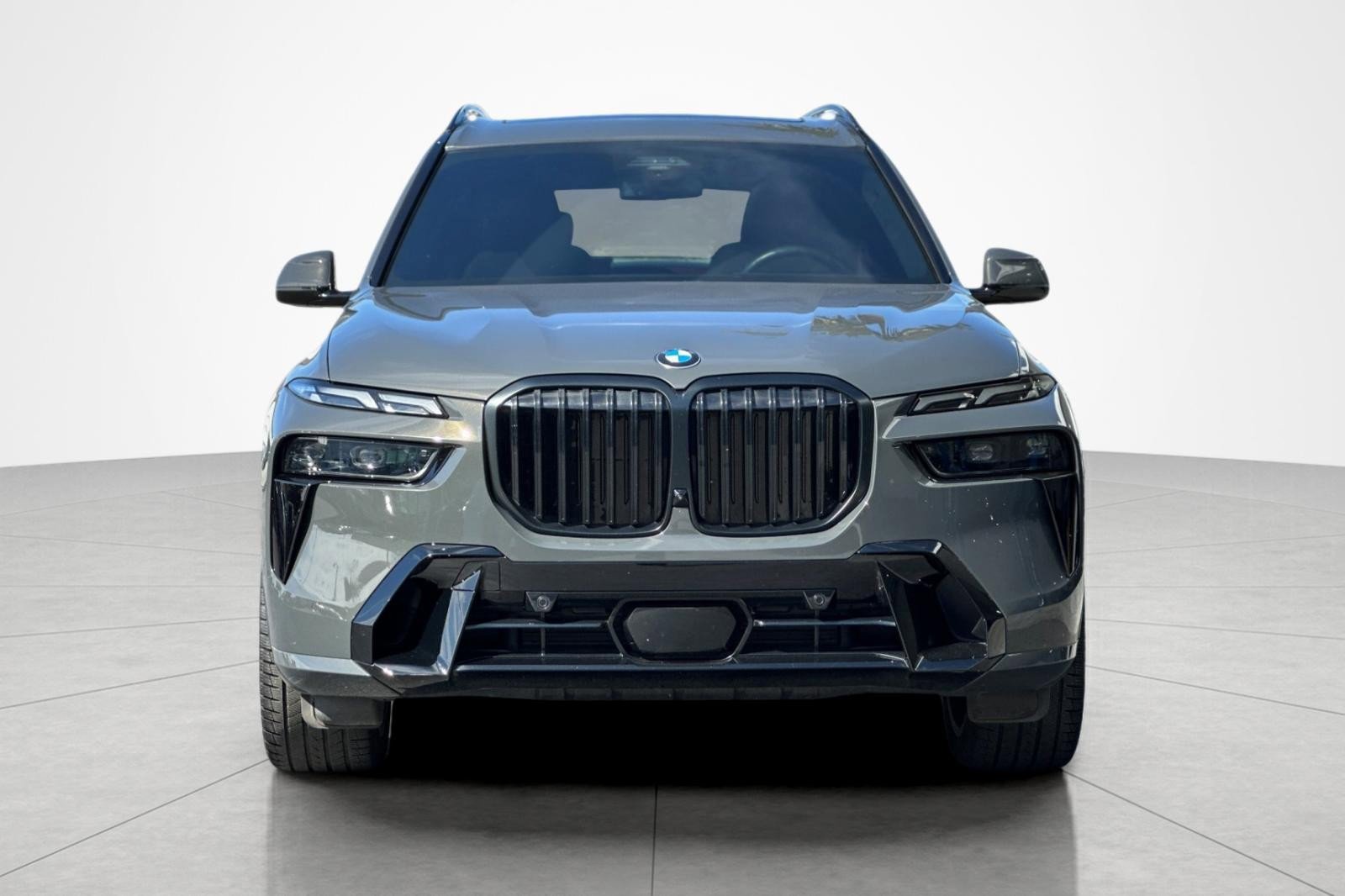 Used 2023 BMW X7 xDrive40i w/ Executive Package AWD/4WD image 8