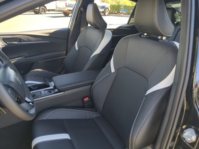 Used 2026 Toyota Camry Hybrid w/ Convenience Package FWD image 16