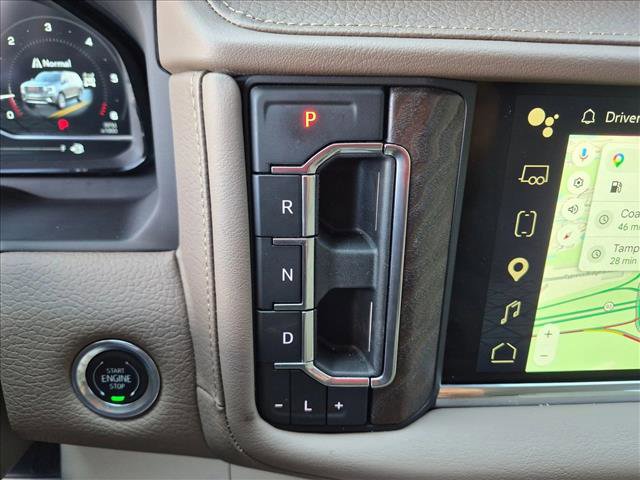 Used 2024 GMC Yukon Denali w/ Advanced Technology Package image 15