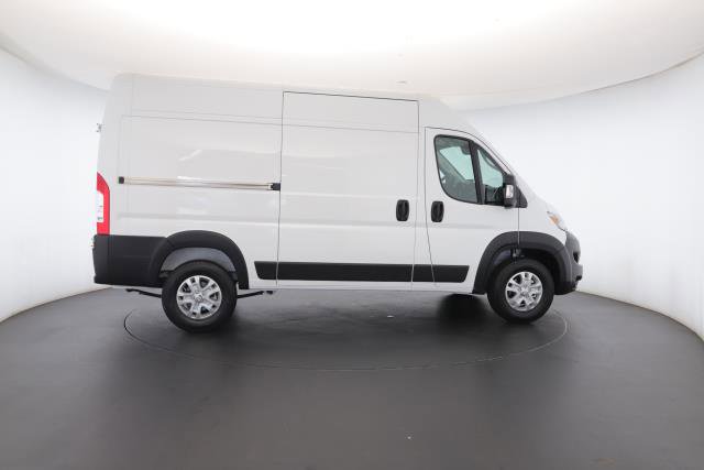 New 2024 RAM ProMaster 2500 w/ Quick Order Package 22G SLT image 30