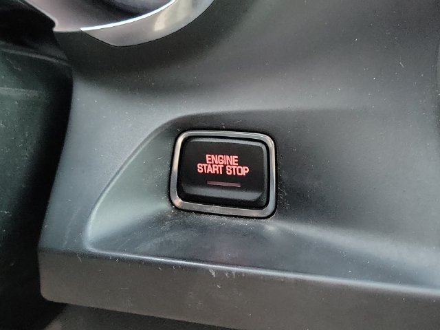 Used 2020 Chevrolet Camaro SS RWD image 22