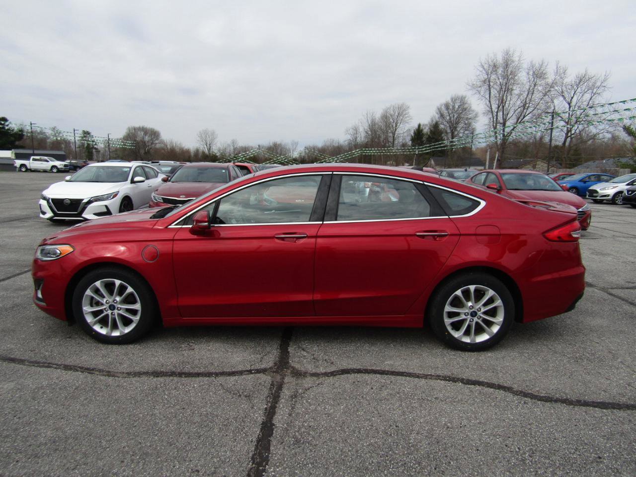 Used 2020 Ford Fusion Energi Titanium FWD image 4