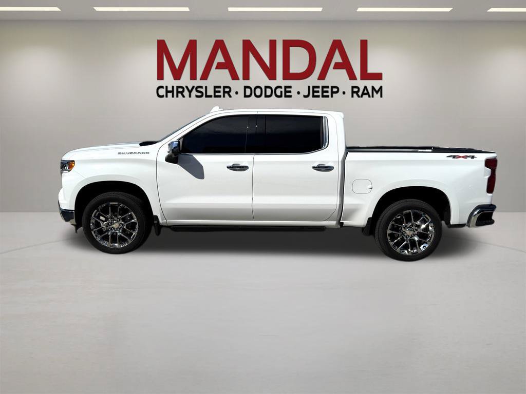 Used 2025 Chevrolet Silverado 1500 LTZ AWD/4WD image 8