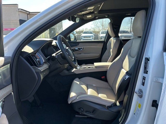 New 2026 Volvo XC90 B6 Ultra image 13