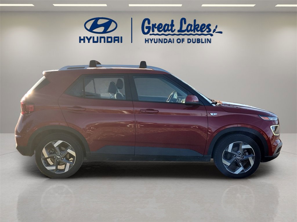 Certified 2022 Hyundai Venue Limited image 6