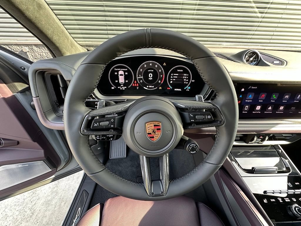 Used 2026 Porsche Cayenne GTS AWD/4WD image 24