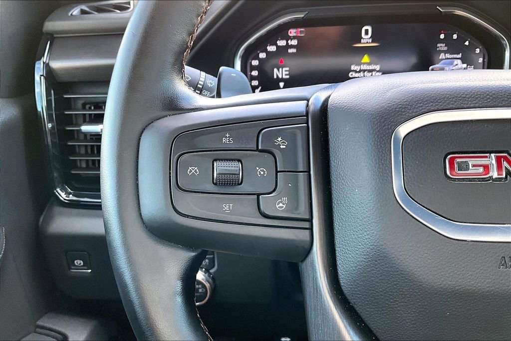 Used 2025 GMC Sierra 1500 AT4 w/ AT4 Premium Package image 24