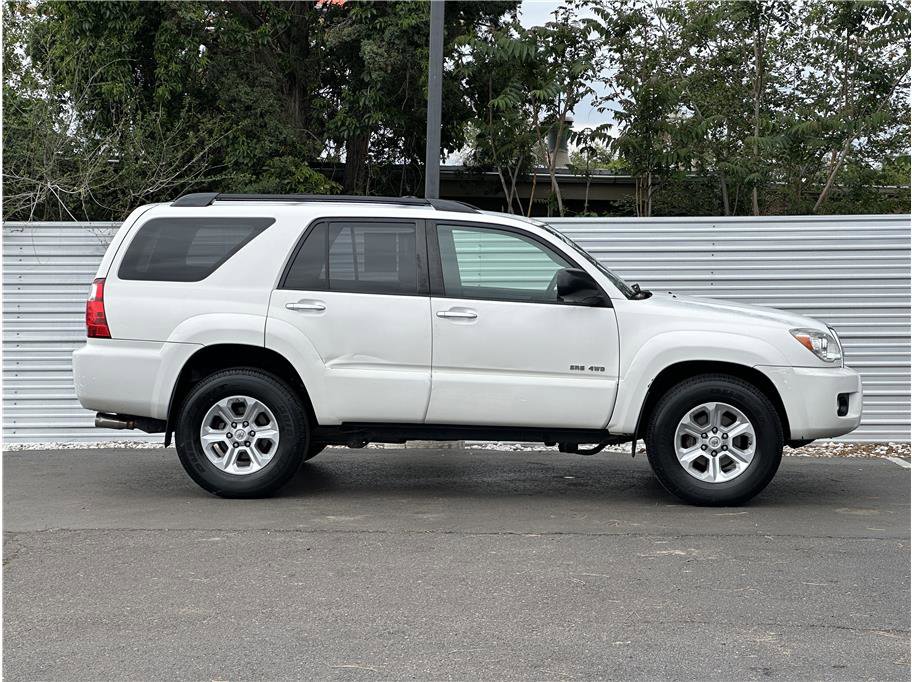 Used 2006 Toyota 4Runner SR5 AWD/4WD image 9