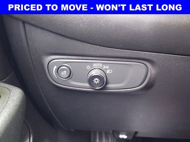 Used 2023 Chevrolet Equinox LT image 23