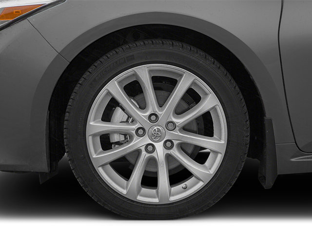 Used 2013 Toyota Avalon XLE FWD image 11