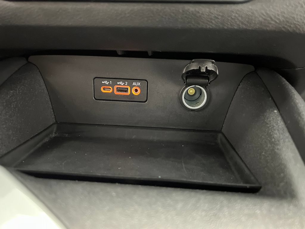 Used 2025 Nissan Altima 2.5 SV FWD image 49