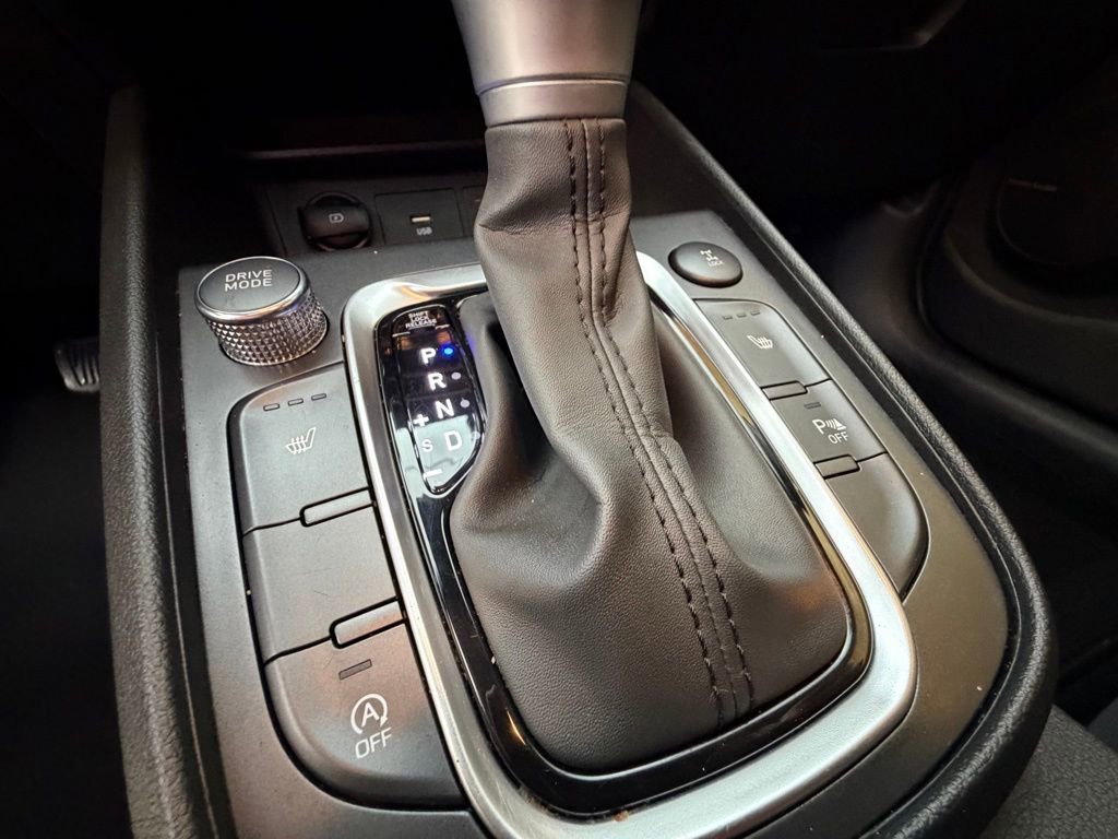 Used 2023 Hyundai Kona Limited w/ Cargo Package image 23