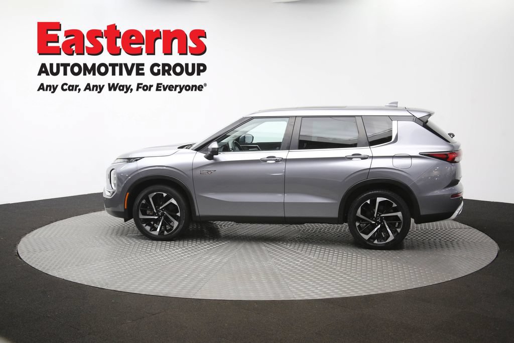 Used 2023 Mitsubishi Outlander SE AWD/4WD image 61
