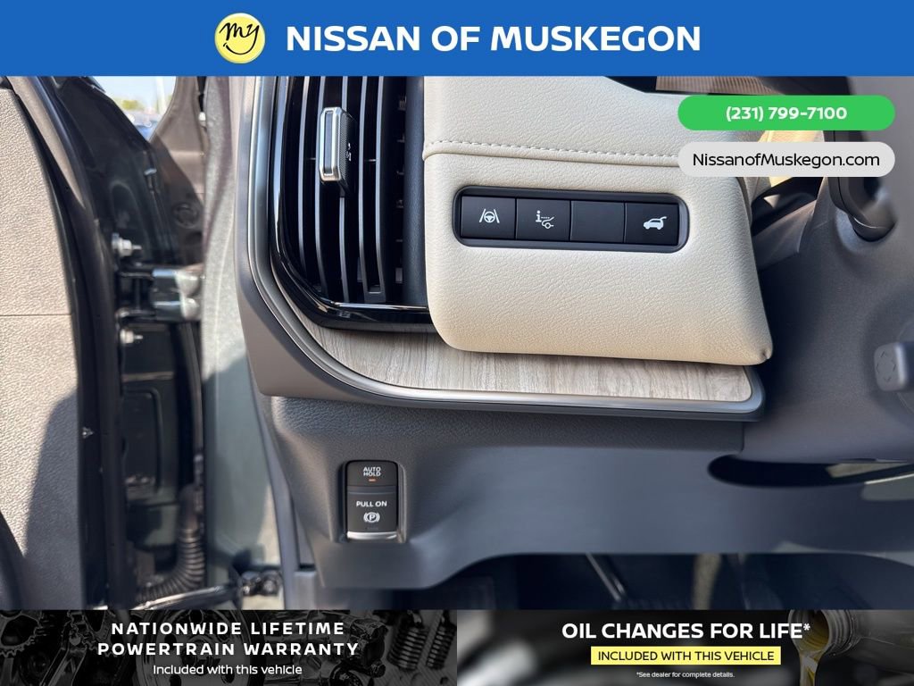 New 2025 Nissan Armada Platinum Reserve image 14