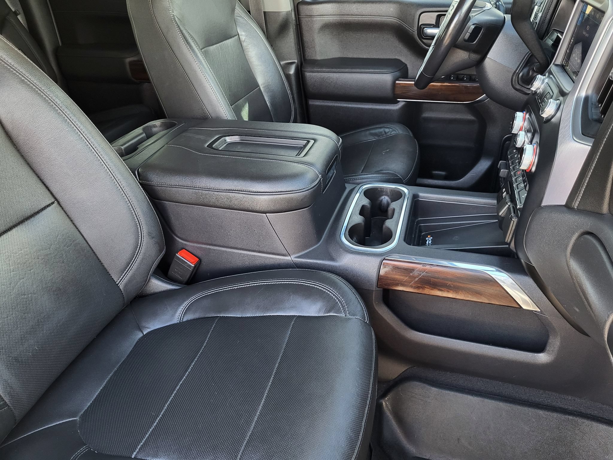 Used 2019 GMC Sierra 1500 SLT w/ SLT Premium Plus Package AWD/4WD image 11