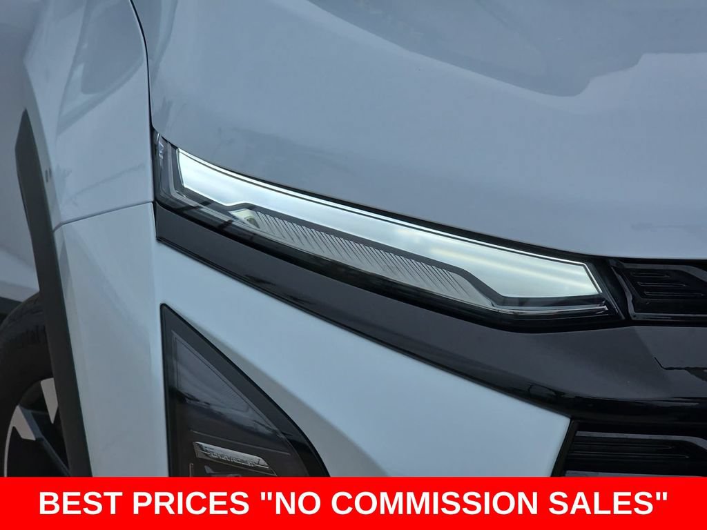 New 2027 Chevrolet Equinox RS w/ Safety and Technology Package FWD image 35