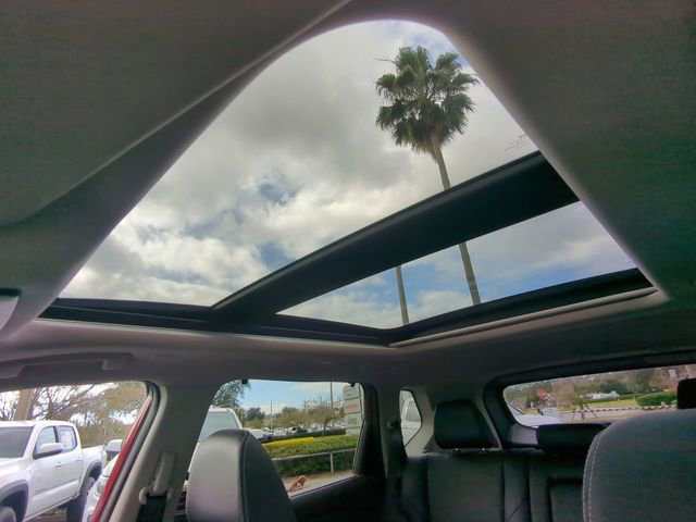 Used 2023 Nissan Rogue SL w/ SL Premium Package image 24