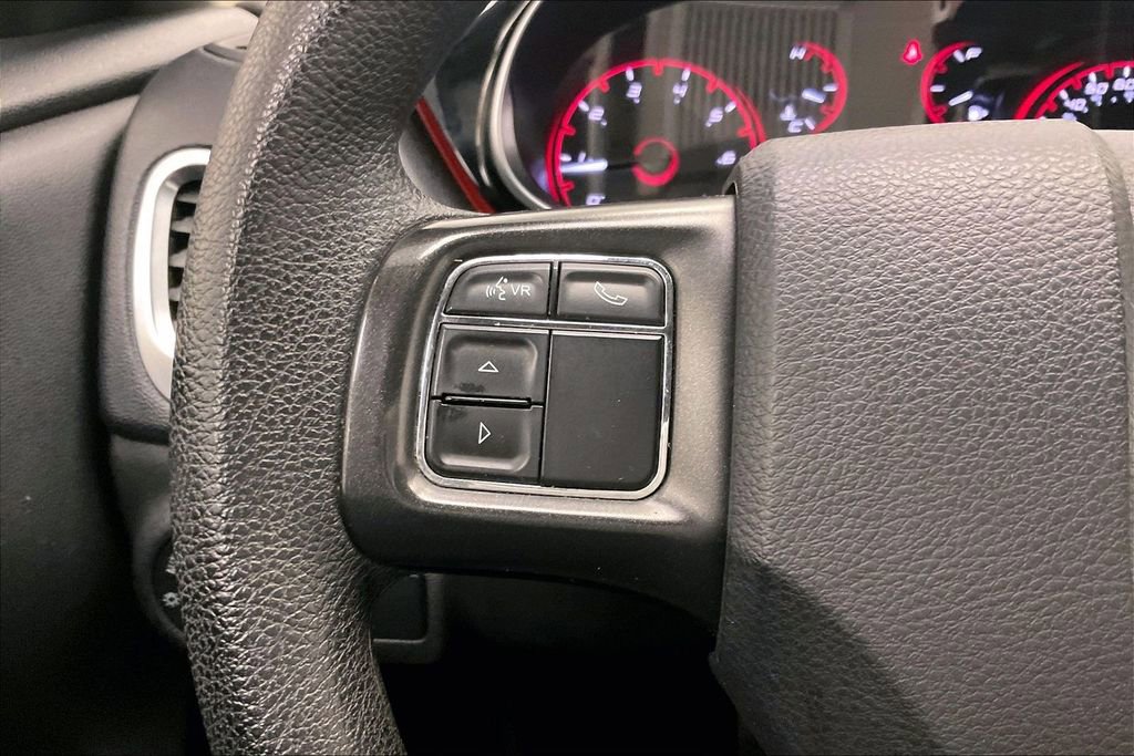 Used 2015 Dodge Dart SXT image 17