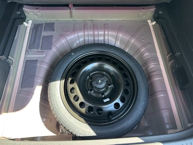 Used 2025 Chevrolet Trax LT w/ LT Convenience Package image 23