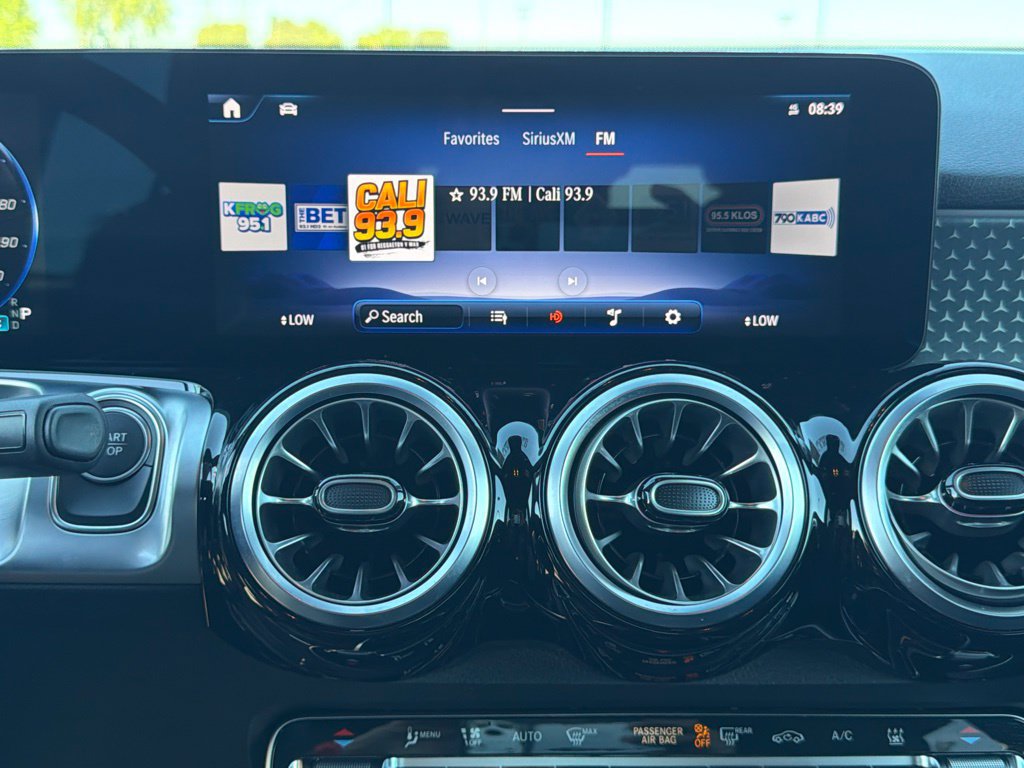Certified 2024 Mercedes-Benz EQB 250+ image 27