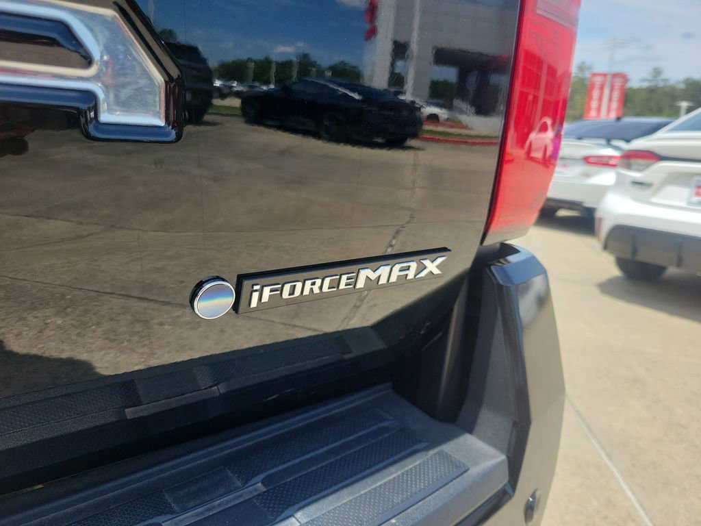 Used 2025 Toyota Tacoma Limited AWD/4WD image 10