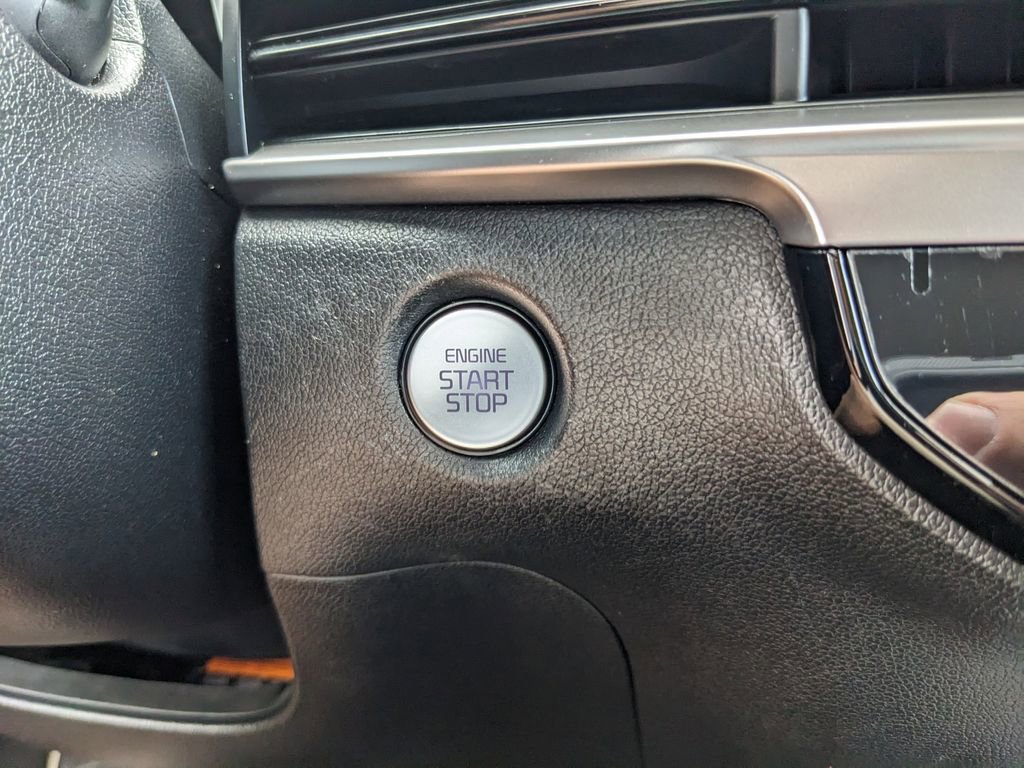 Certified 2024 Kia Sorento LX image 29