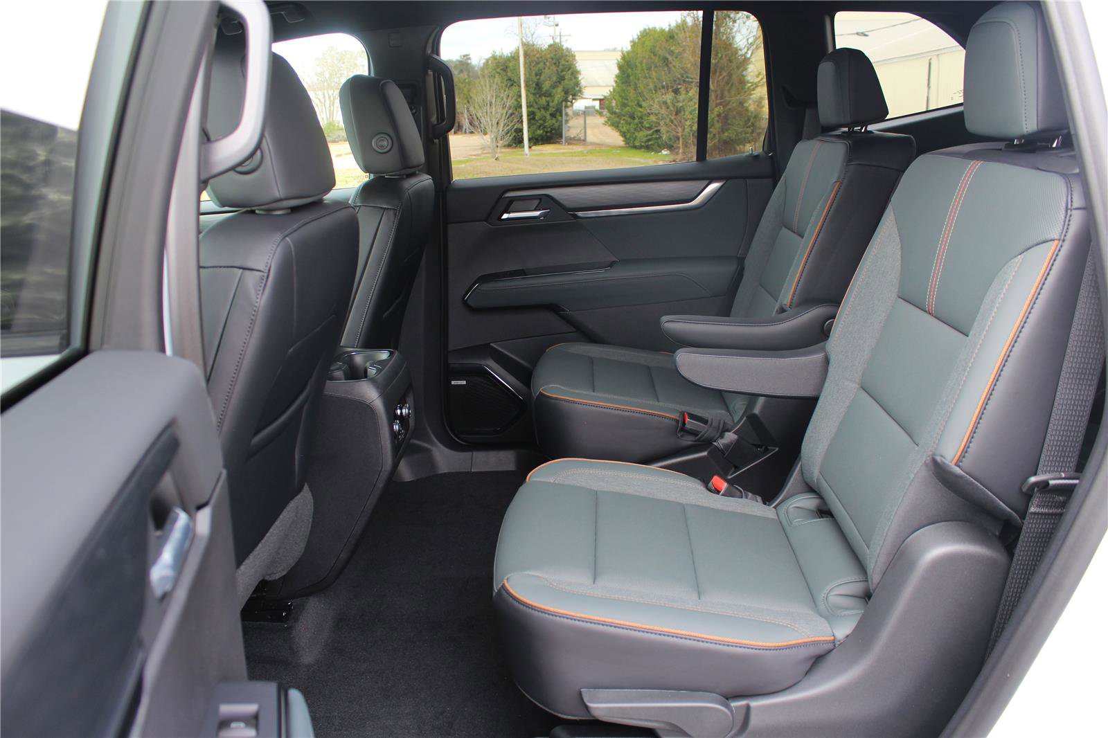 New 2026 GMC Acadia AT4 w/ Super Cruise Package image 12