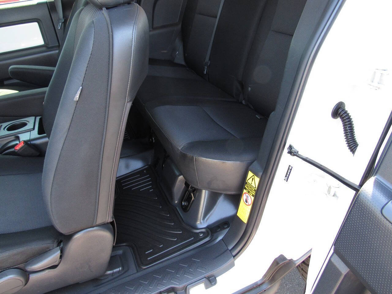 Used 2014 Toyota FJ Cruiser 4WD w/ Upgrade Package image 21