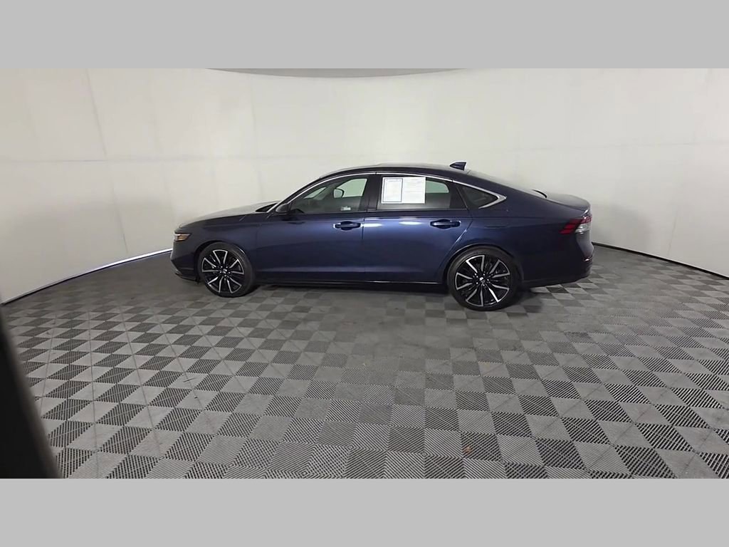 Used 2023 Honda Accord Touring image 43