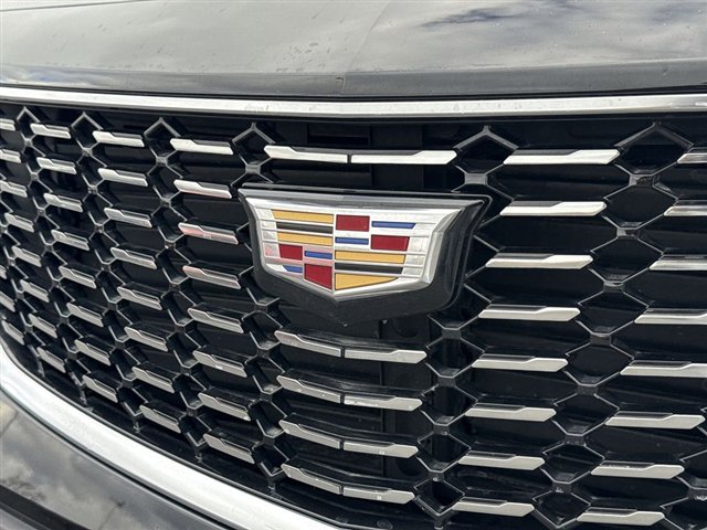 Certified 2023 Cadillac XT4 Premium Luxury w/ Cold Weather Package image 33