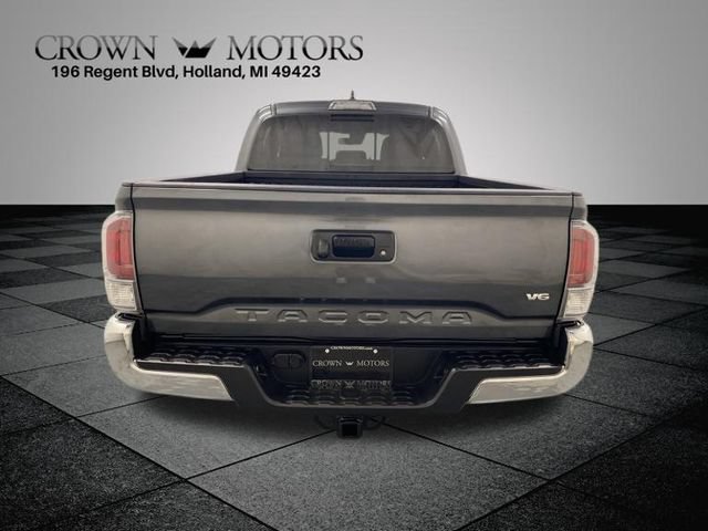 Used 2023 Toyota Tacoma TRD Off-Road AWD/4WD image 5