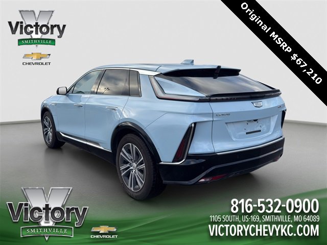 Used 2024 Cadillac Lyriq Luxury w/ LPO, Floor Liner Package image 4