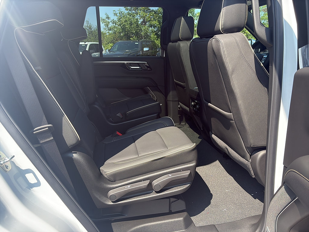 New 2026 Chevrolet Tahoe Premier w/ Sun And Tow Package AWD/4WD image 17
