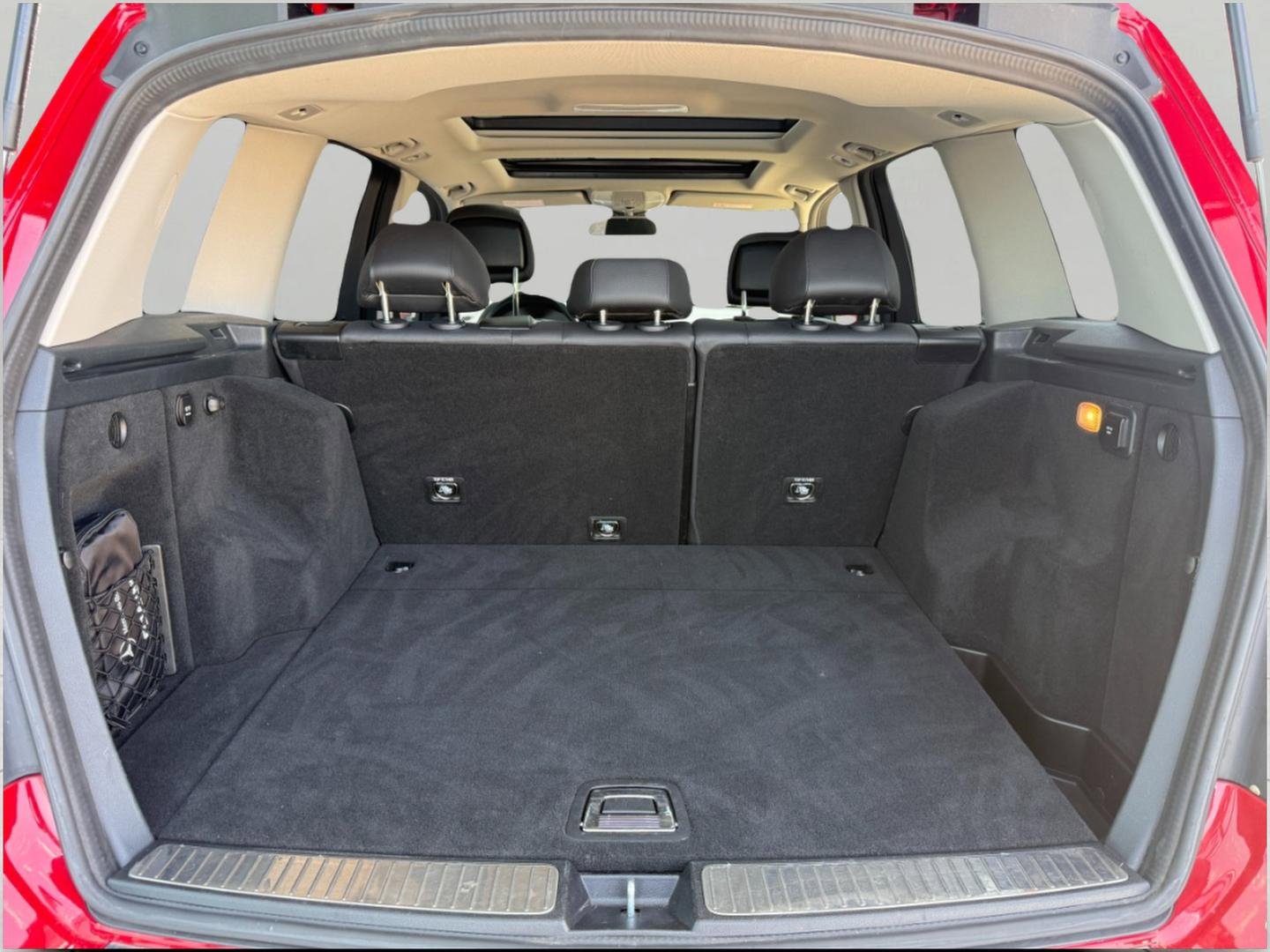Used 2011 Mercedes-Benz GLK 350 4MATIC image 10