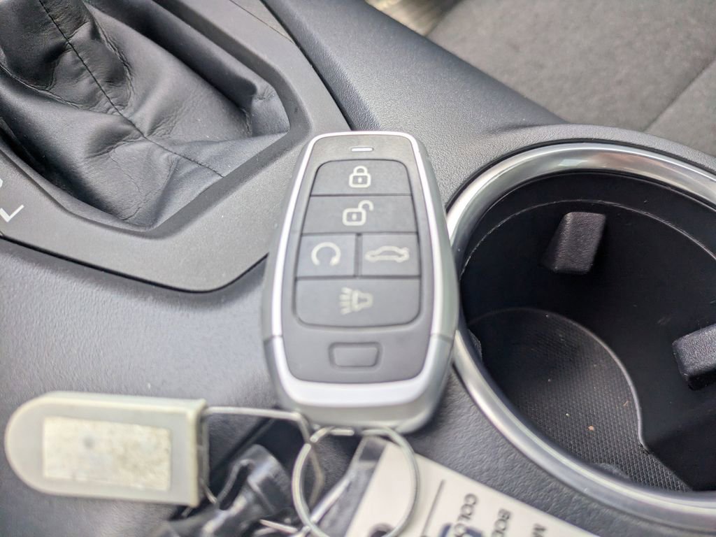 Used 2024 Ford Mustang Coupe RWD image 31