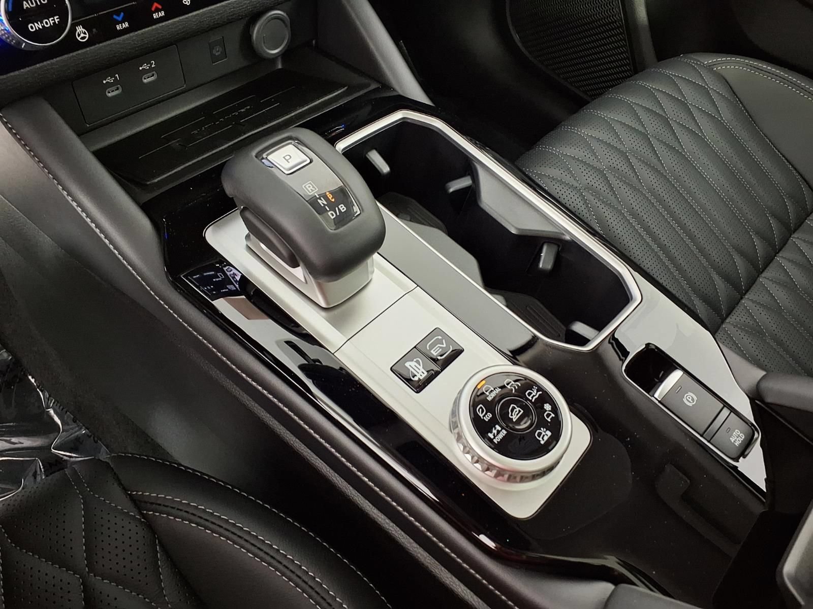 New 2026 Mitsubishi Outlander SEL AWD/4WD image 19