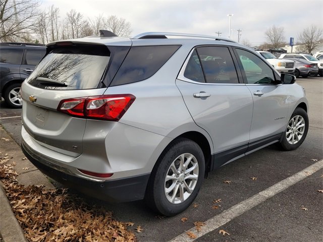 Used 2018 Chevrolet Equinox LT w/ Sun & Infotainment Package image 3